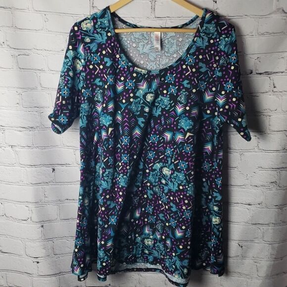 Lularoe  Shirt  - Picture 1 of 3